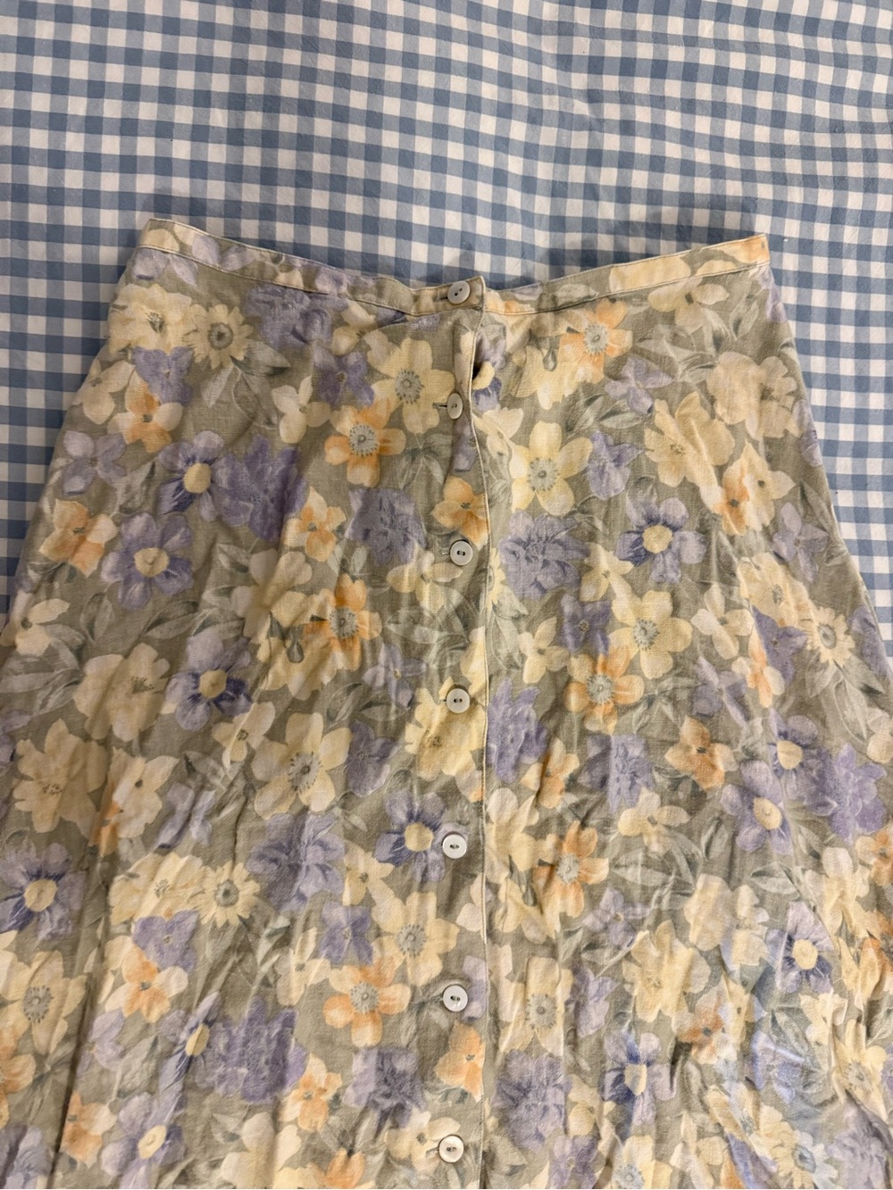 Button-Front Maxi Skirt in Pastel Yellow & Lavender Floral